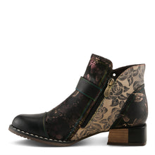 Load image into Gallery viewer, L'artiste Sipperb - Black Multi