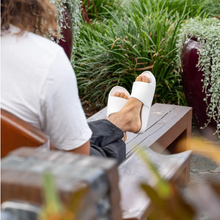 Load image into Gallery viewer, Arch Support Slides-White