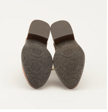 Load image into Gallery viewer, Georgiana-Camel