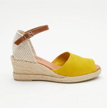 Load image into Gallery viewer, Royalee-Yellow Suede