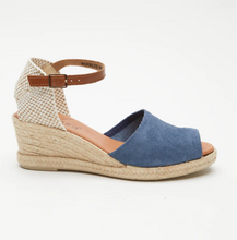 Load image into Gallery viewer, Royalee-Blue Suede LAST SIZE