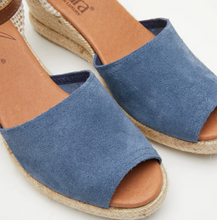 Load image into Gallery viewer, Royalee-Blue Suede LAST SIZE