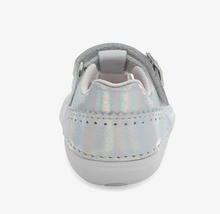 Load image into Gallery viewer, Lucianne Mary Jane- Iridescent