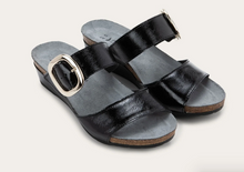 Load image into Gallery viewer, Magic-Black Crinkle Patent Leather