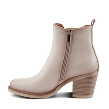 Load image into Gallery viewer, Talwyn-Bone