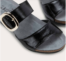 Load image into Gallery viewer, Magic-Black Crinkle Patent Leather