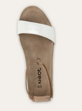 Load image into Gallery viewer, Pixie-Porcelain Patent Leather Ivory/Latte