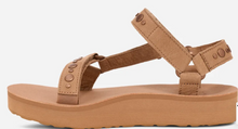 Load image into Gallery viewer, Midform Universal Studded Sandal- Tanzine
