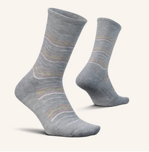Load image into Gallery viewer, Everyday Women's Max Cushion Grey Crew Waves