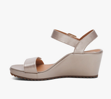 Load image into Gallery viewer, Andrea Wedge- Platinum