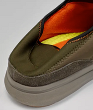 Load image into Gallery viewer, Java Nylon Moc Toe Slip On - Black