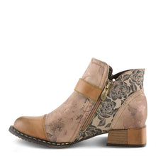 Load image into Gallery viewer, L&#39;artiste Sipperb - Beige Multi
