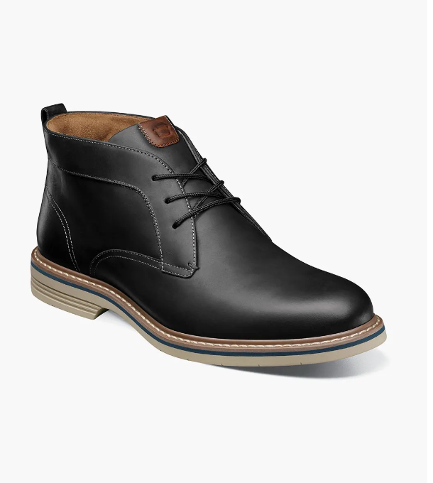 Norwalk Plain Toe Chukka Boot-Black