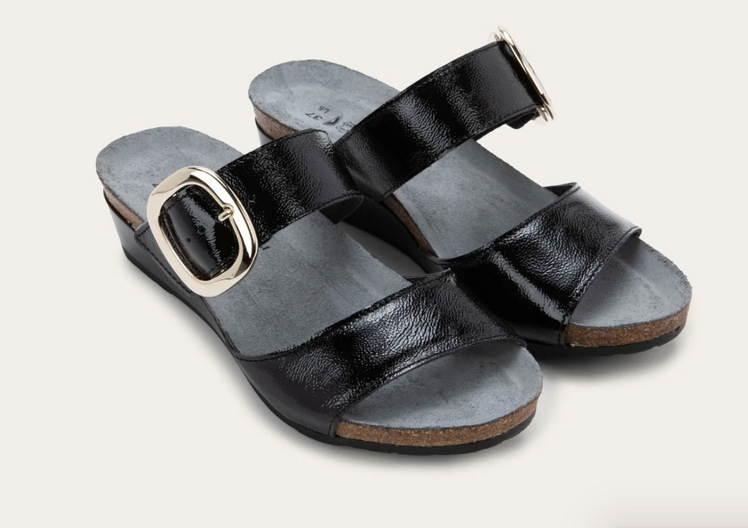 Magic-Black Crinkle Patent Leather