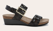 Load image into Gallery viewer, Dynasty- Bao Reptile Patenet Leather
