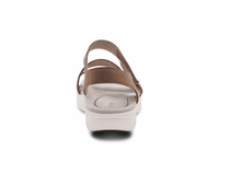 Load image into Gallery viewer, Savannah Platform - Taupe
