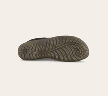 Load image into Gallery viewer, Okahu - Black Knit
