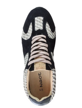 Load image into Gallery viewer, Horizon - Black w/ Raffia
