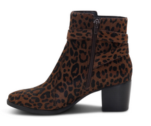Load image into Gallery viewer, Rebecca Heel Boot - Leopard
