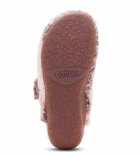 Load image into Gallery viewer, Mia Closed Toe Slipper - Tan/Plaid
