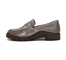 Load image into Gallery viewer, Collette Loafer - Brushed Silver
