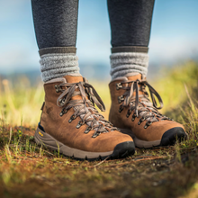 Load image into Gallery viewer, Women&#39;s Mountain 600-Rich Brown
