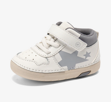 Load image into Gallery viewer, Rockstar Sneaker - Gray
